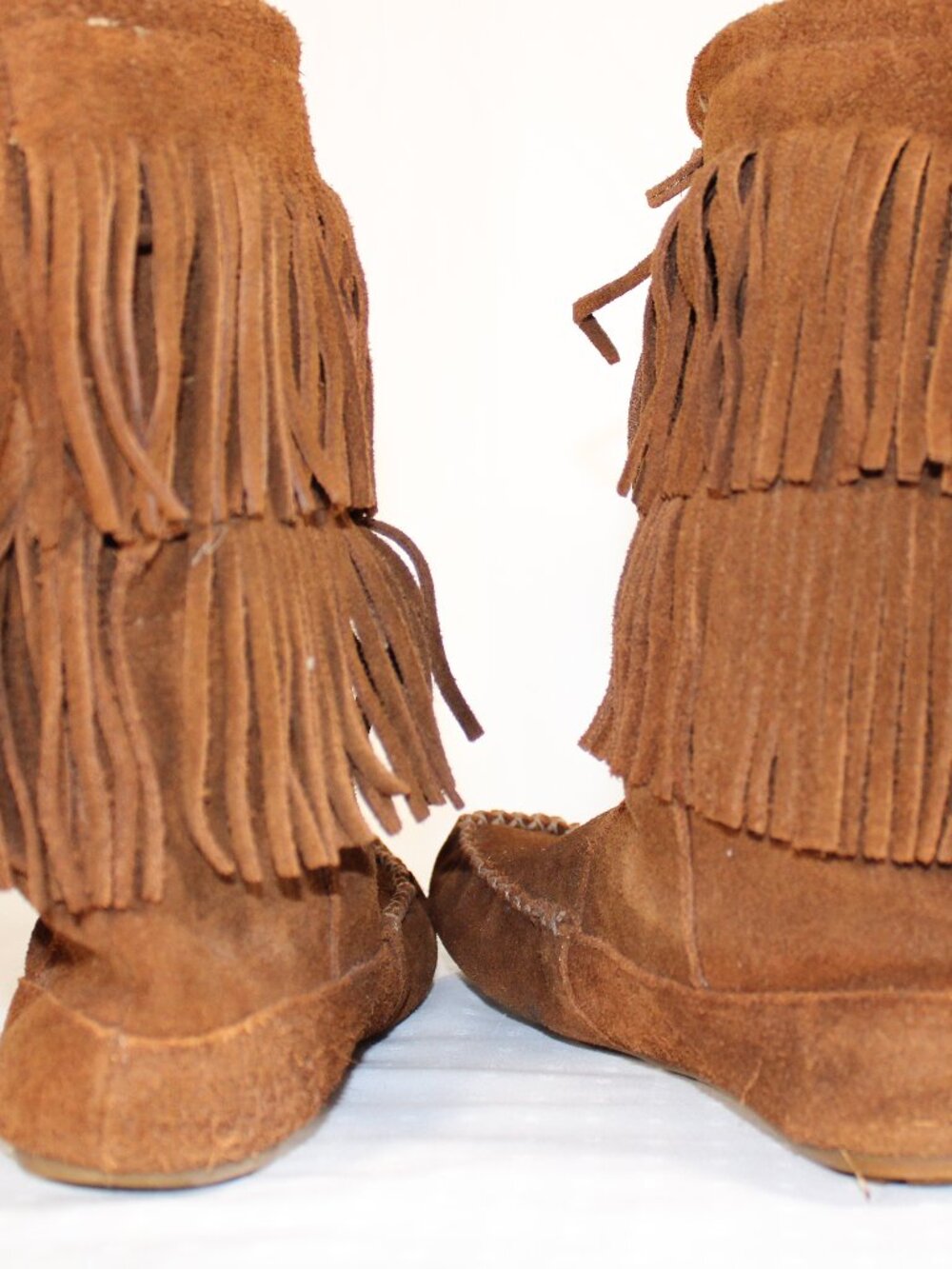 Minnetonka moccasin fringe suede boots y2k 2010s women size 10 - Picture 5 of 7